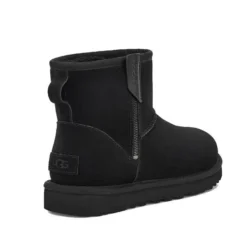 UGG MINI BAILEY ZIP BLACK BOOTS -Ugg BAILEYZIPBLACK3
