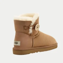 UGG MINI BAILEY BUTTON II CHESTNUT BOOTS -Ugg baileychestnut3